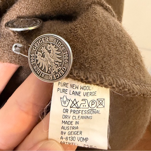 Vintage Geiger of Austria Boiled Wool Cardigan/Coat - Picture 8 of 8